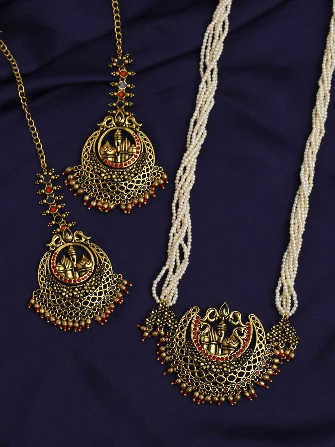

Voylla Gold-Toned & Black Brass Gold-Plated Antique Jewelry Set