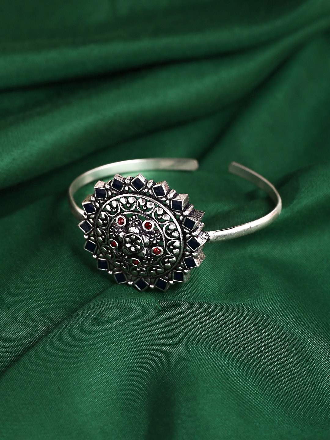 

Voylla Silver-Toned Arabian Nights Antique Oxidised Silver Brass Cuff Bracelets