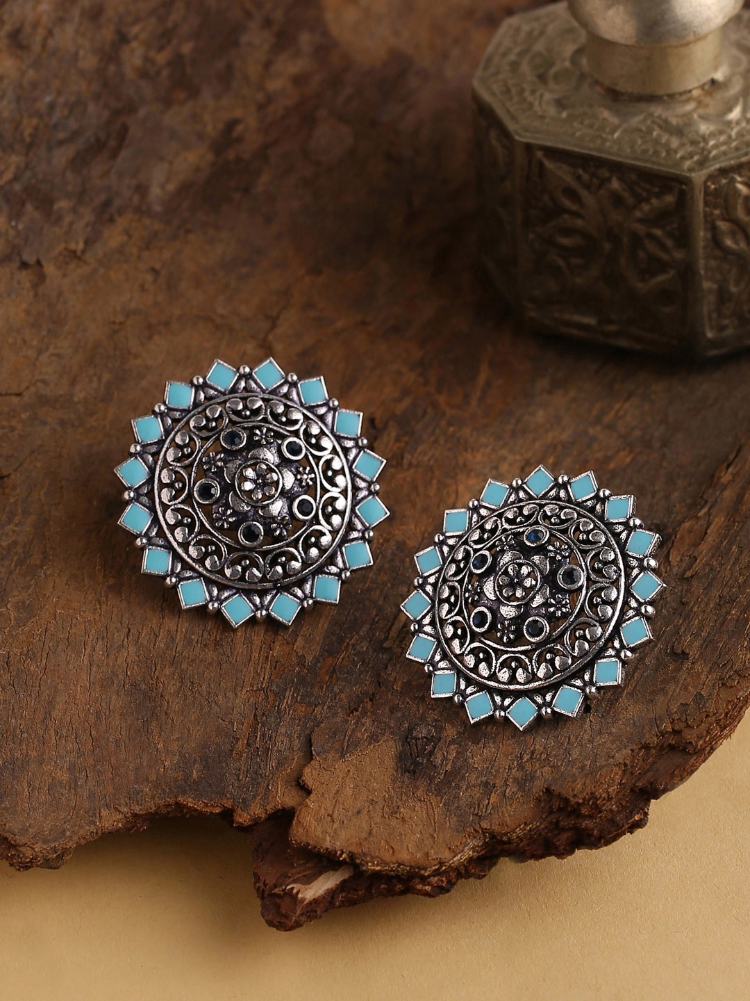 

Voylla Silver Arabian Nights Antique Oxidized Stud Earrings