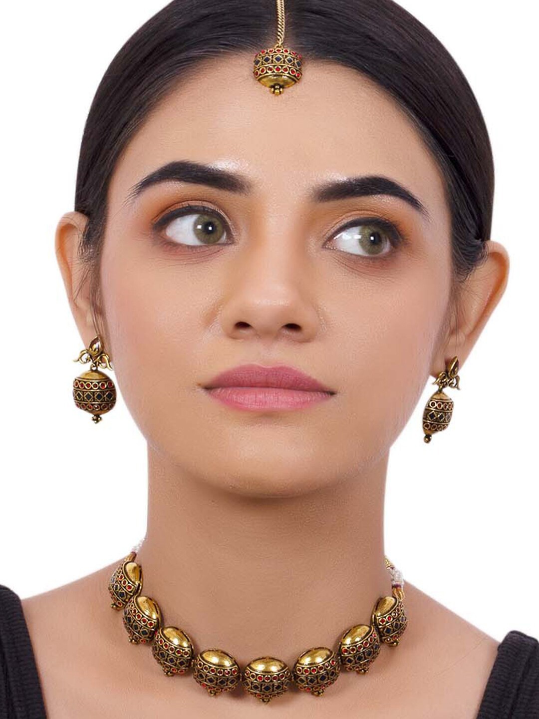 

Voylla Gold-Plated Arabian Nights Antique Jewellery Set