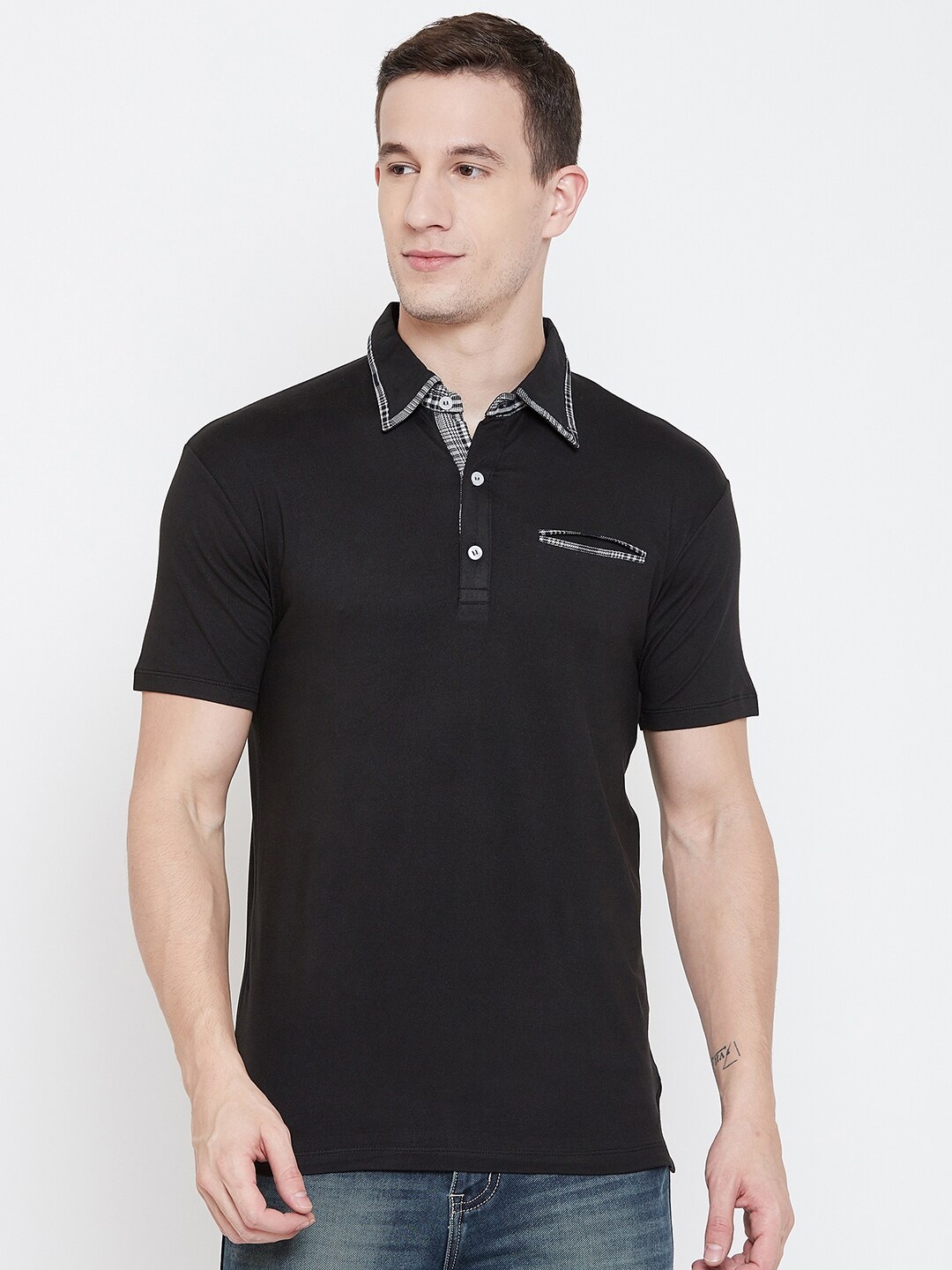 

armure Men Black Polo Collar Pockets T-shirt