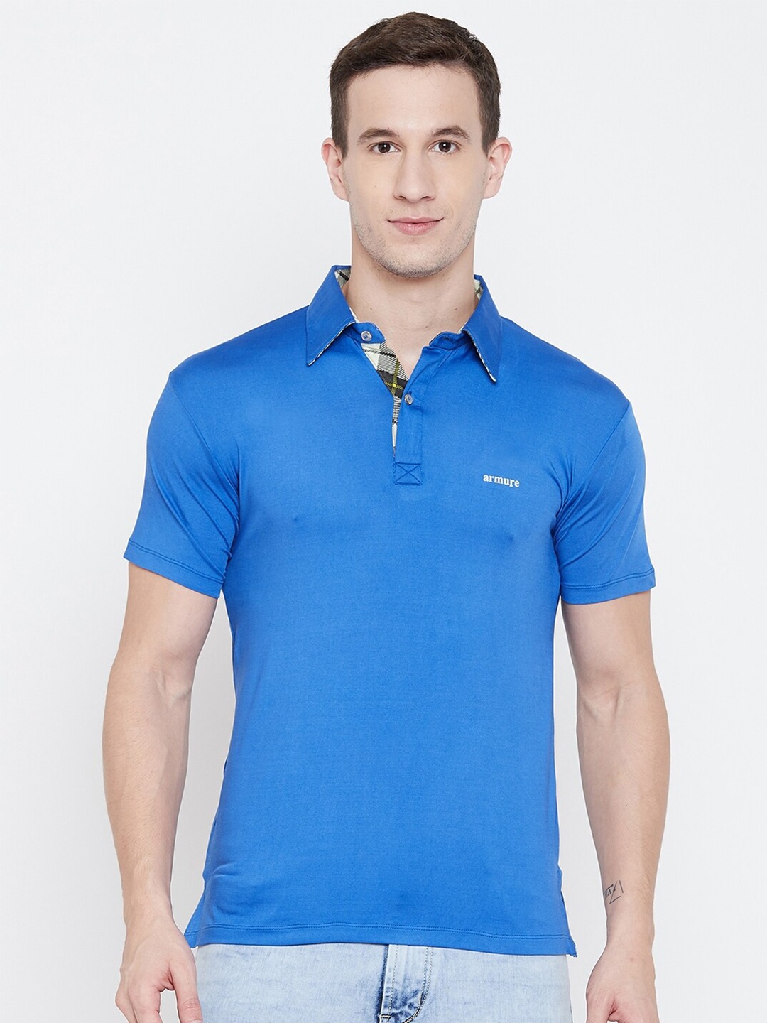 

armure Men Blue Polo Collar T-shirt
