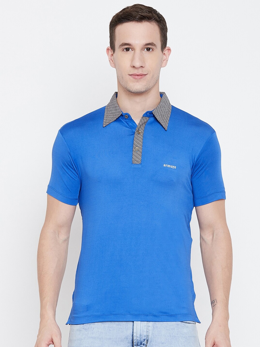

armure Men Blue Polo Collar T-shirt