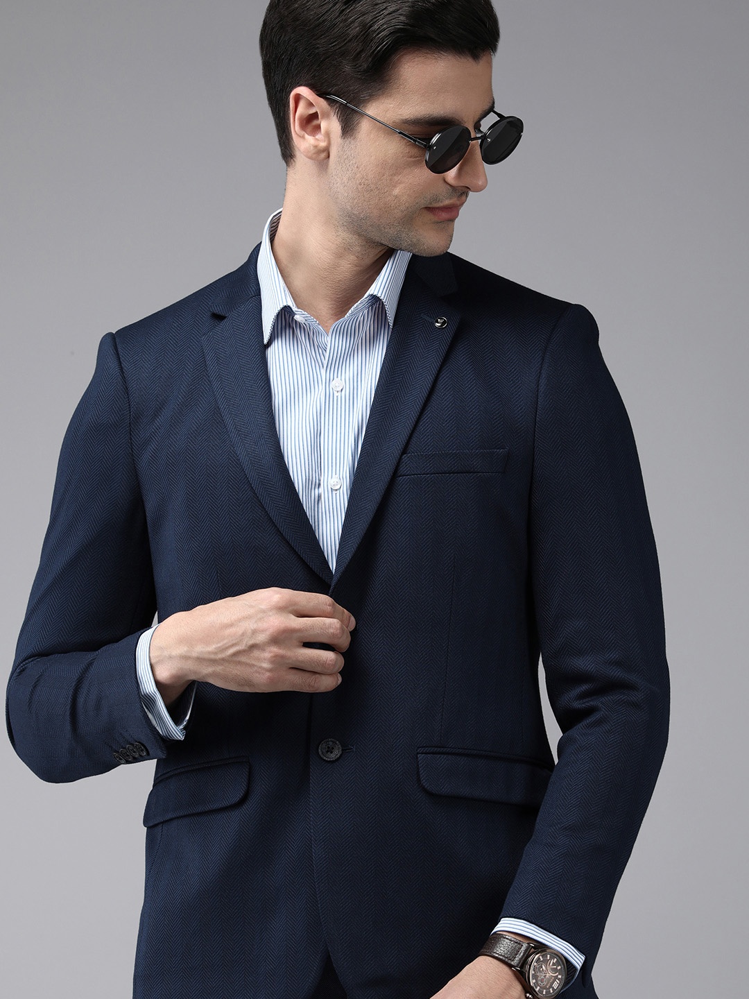 

Van Heusen Men Navy Blue Self-designed Single-Breasted Blazer