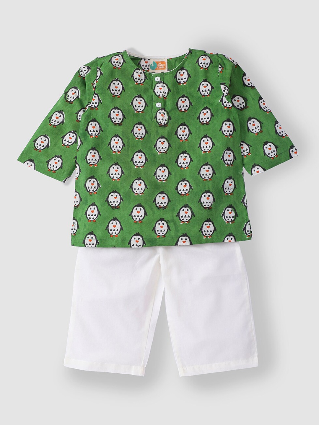 

THE BABY LABEL Kids Green & White Hand-Block Penguin Print Kurta Pajama Set