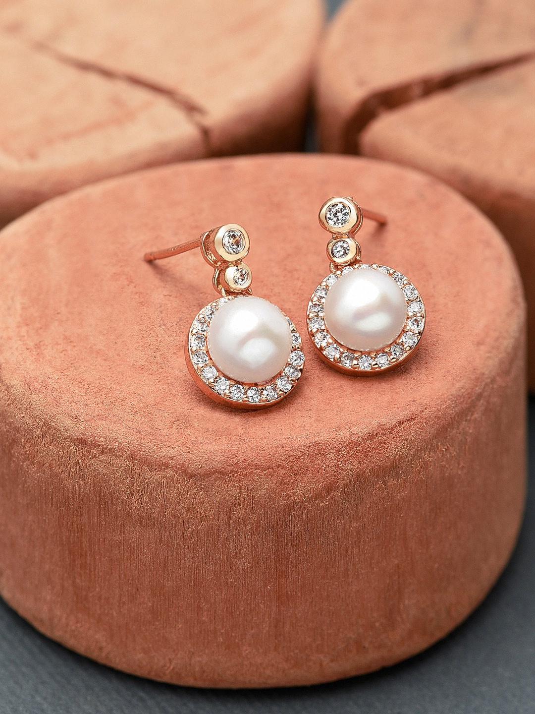 

AMI Rose Gold-Toned & White Contemporary Drop Earrings