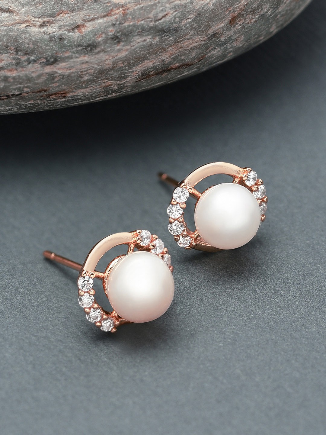 

AMI Rose Gold Contemporary Pearl & Cubic Zirconia Studs Earring