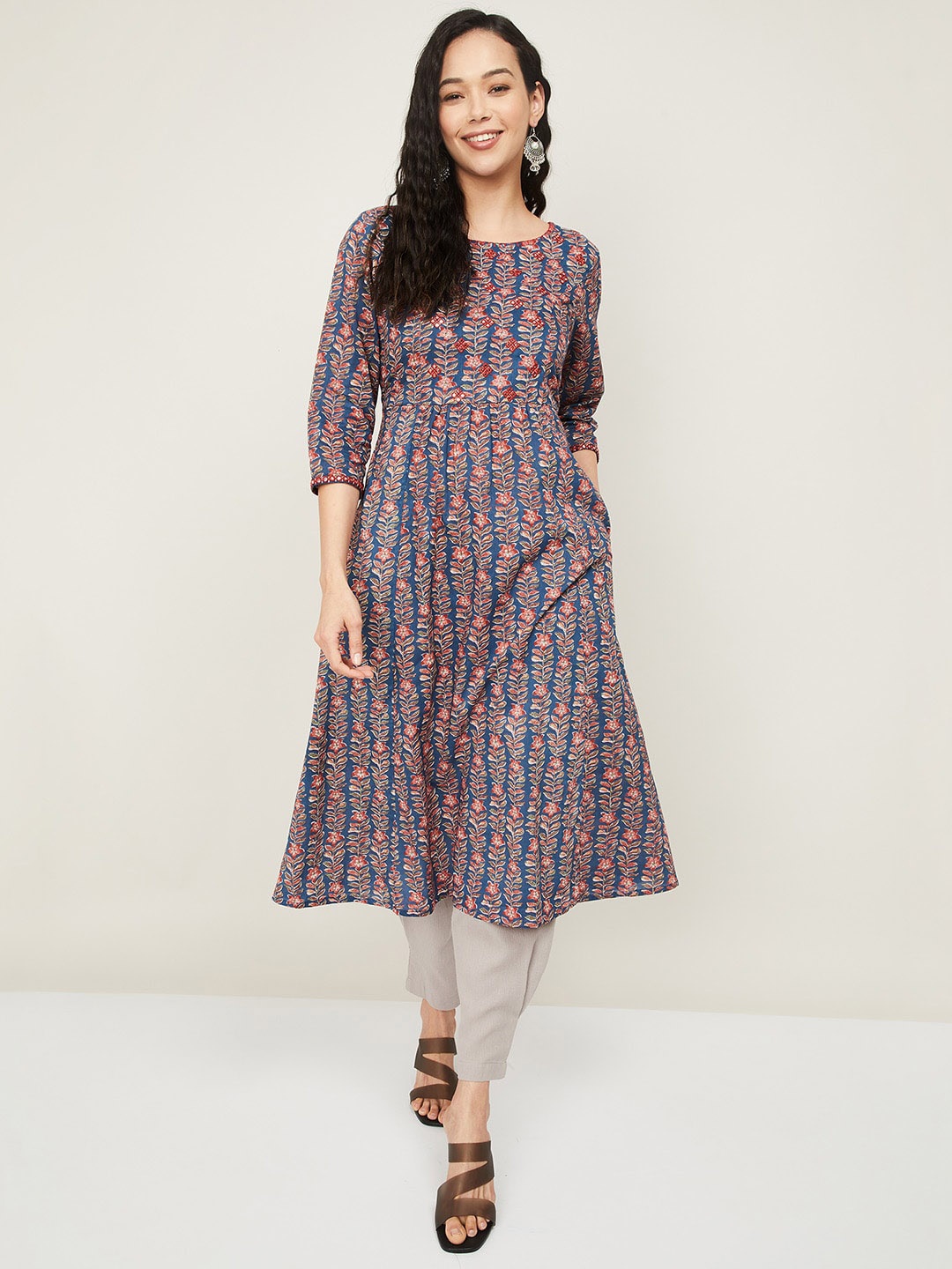 

Melange by Lifestyle Women Blue Ethnic Motifs Printed Thread Work Kurta