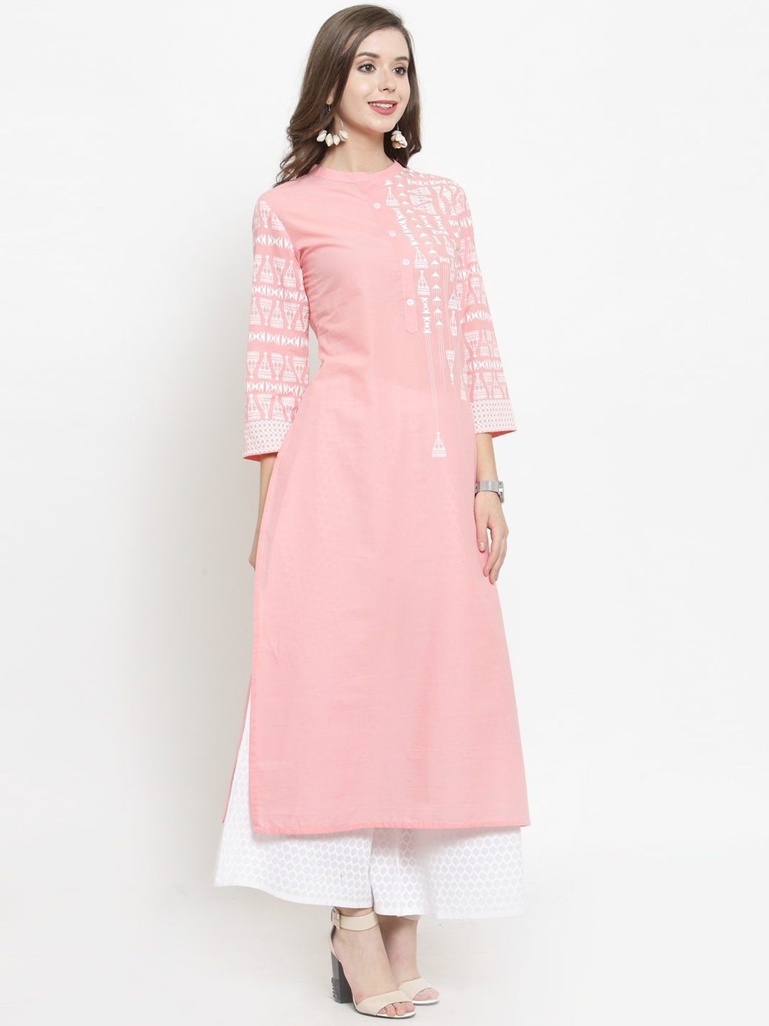 

Varanga Women Pink Floral Embroidered Panelled Pure Cotton Kurta with Palazzos