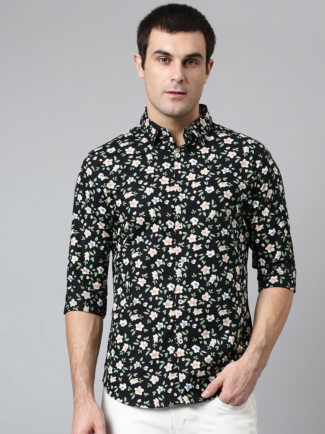 

Dennis Lingo Men Black Comfort Slim Fit Floral Printed Casual Shirt