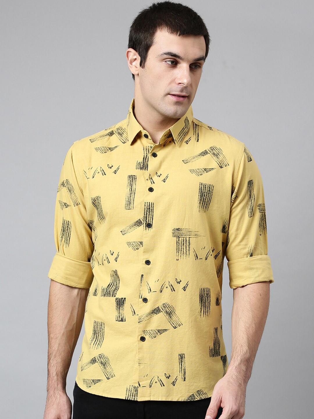 

Dennis Lingo Men Mustard Comfort Slim Fit Printed Casual Shirt