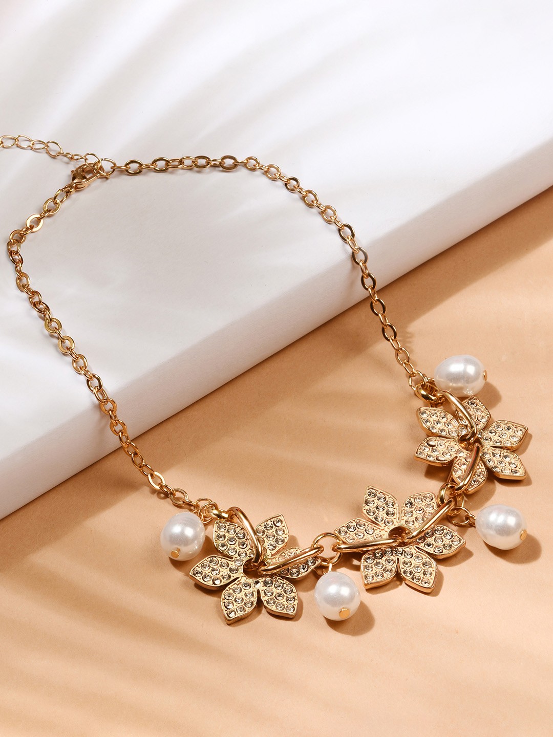 

Lilly & sparkle Gold-Toned & White Gold-Plated Choker Necklace