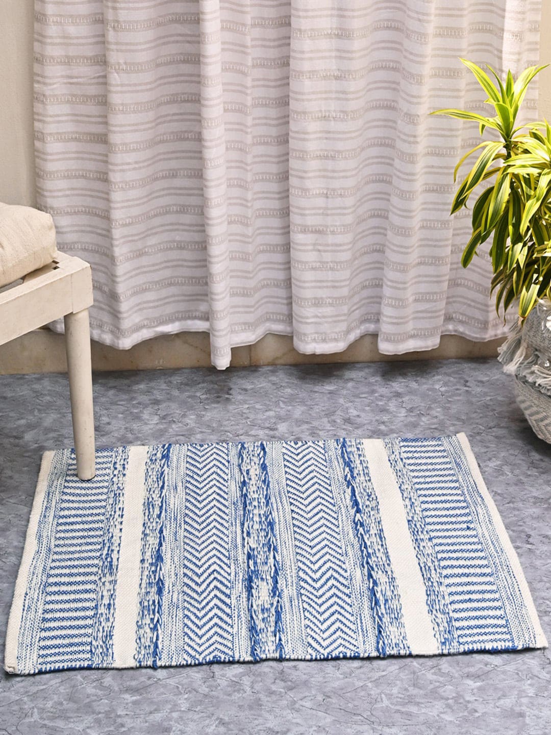 

AVI Living Blue Sustainable Hand Woven Rug