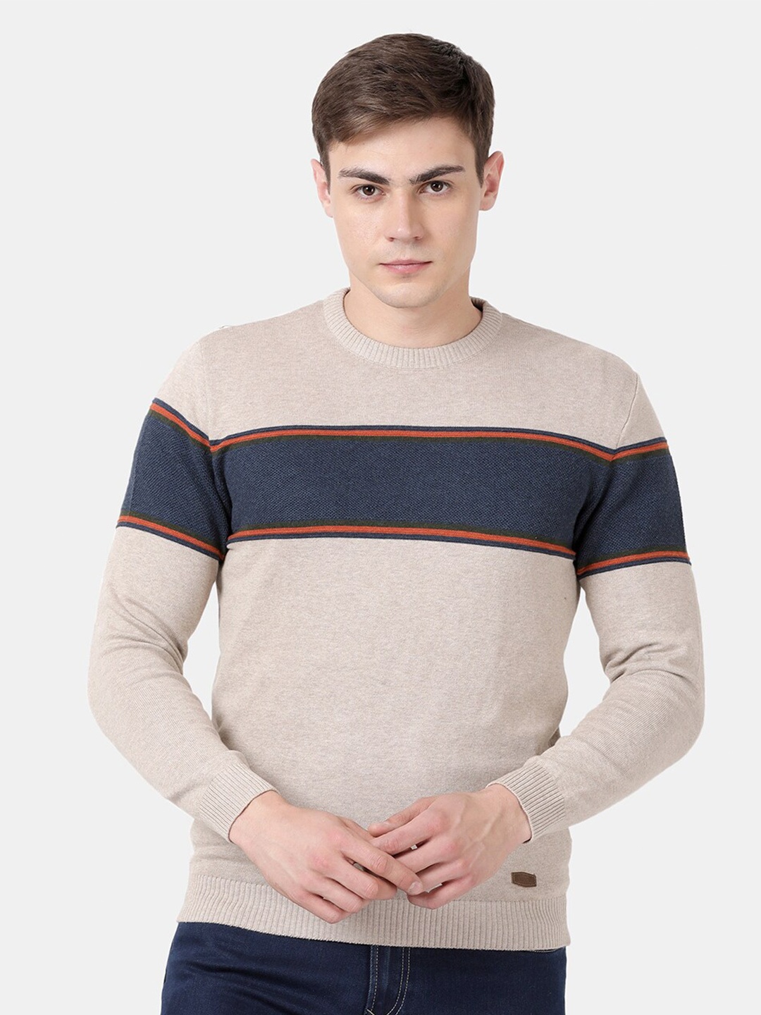

t-base Men Beige & Navy Blue Colourblocked Round Neck Pullover Sweater