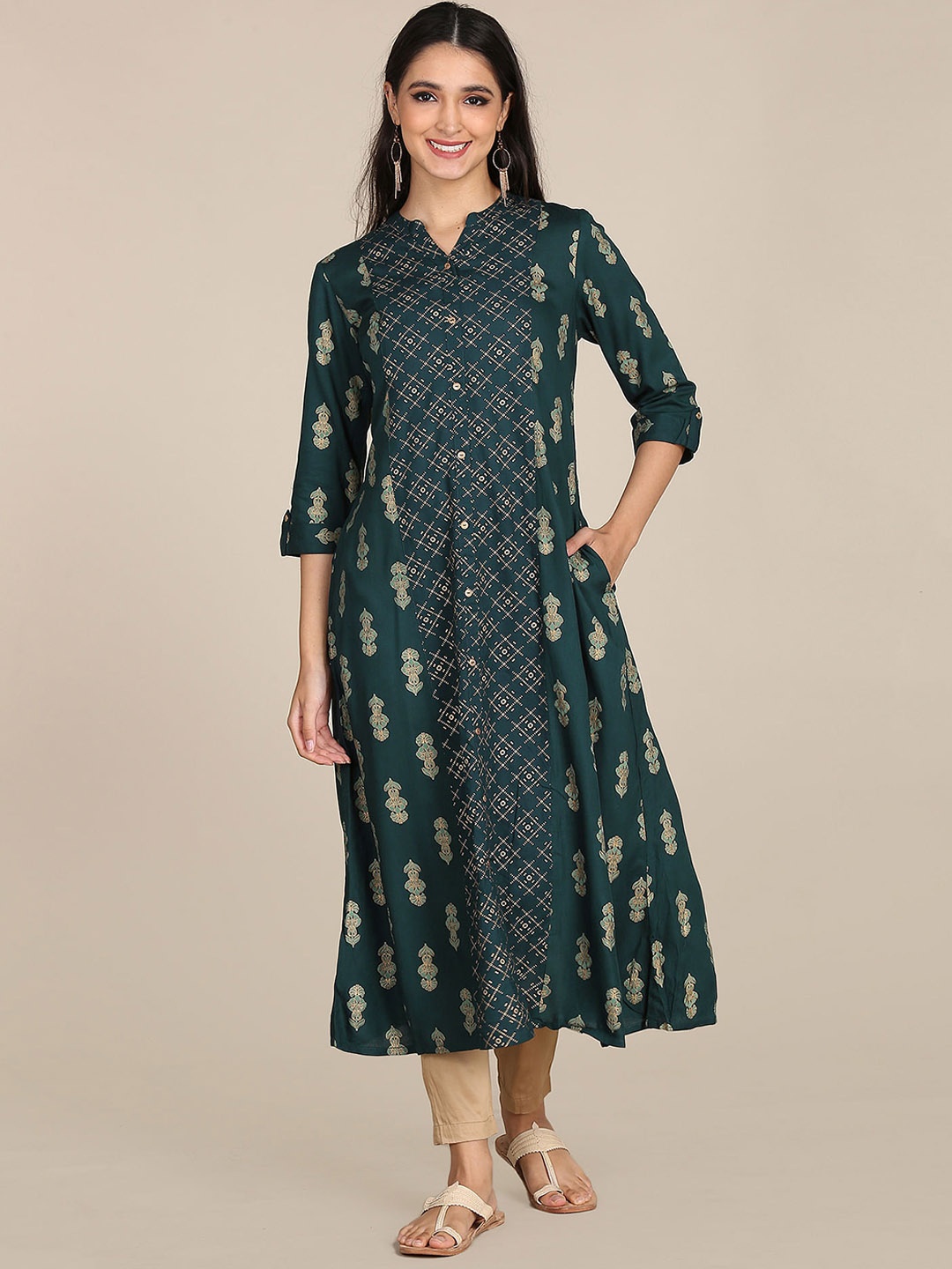 

Karigari Women Green Ethnic Motifs Printed Kurta