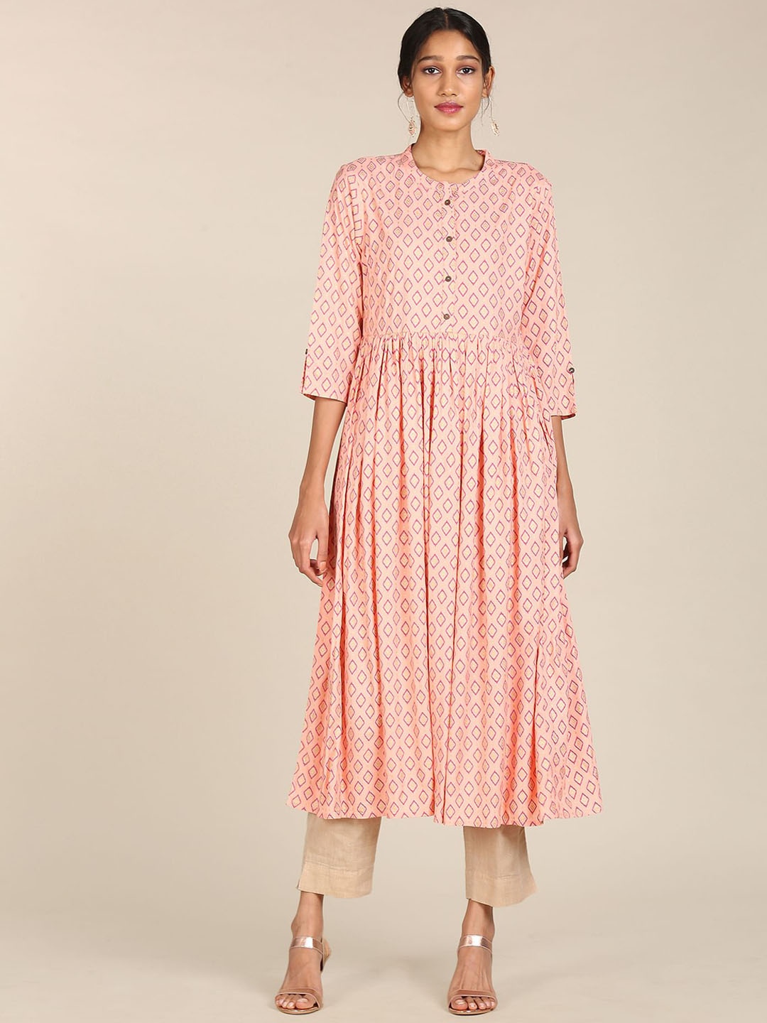 

Karigari Women Peach-Coloured Ethnic Motifs Printed Anarkali Kurta