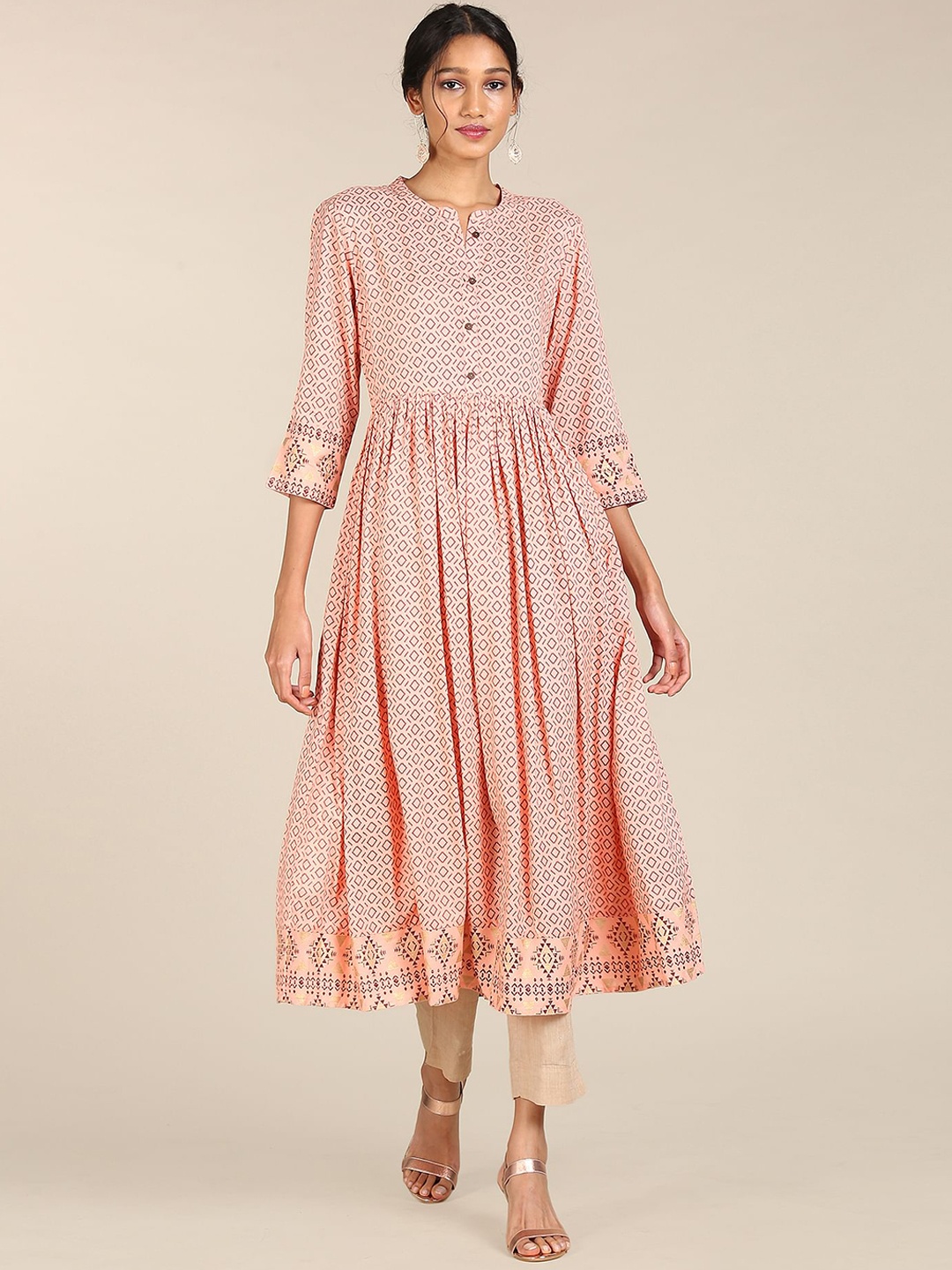 

Karigari Women Peach Chevron Printed Anarkali Kurta, Orange