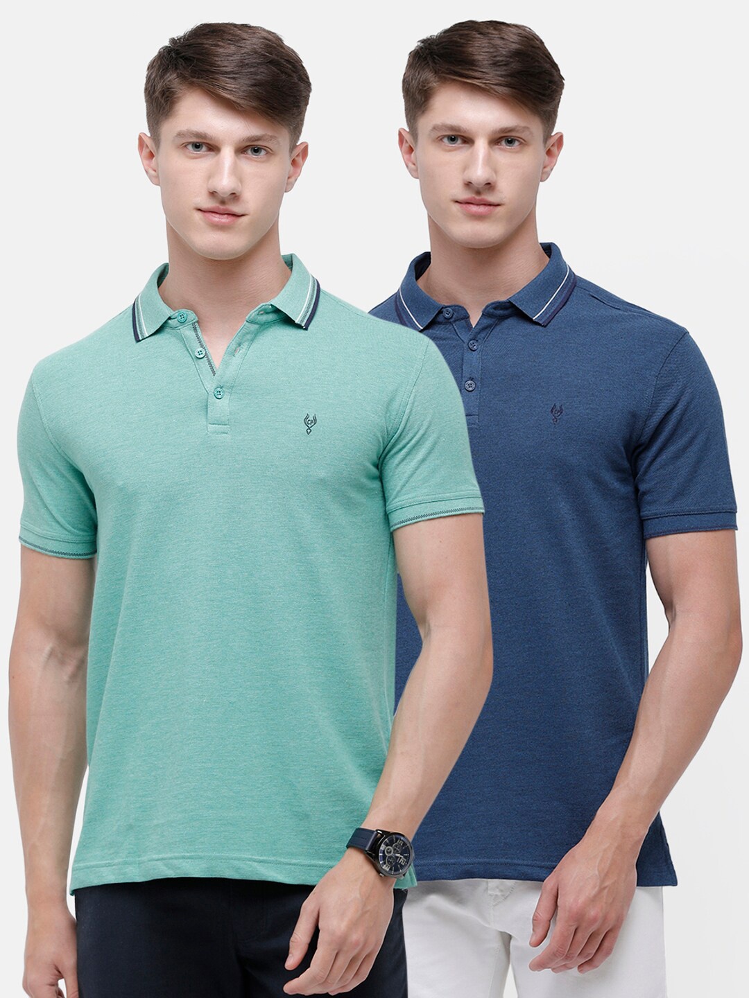 

Classic Polo Men Blue & Green Polo Collar Applique Slim Fit T-shirt