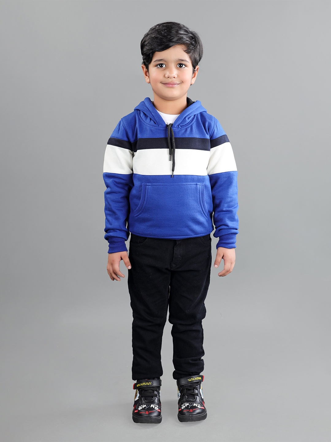 

ahhaaaa Boys Blue & White Colourblocked Hooded Sweatshirt