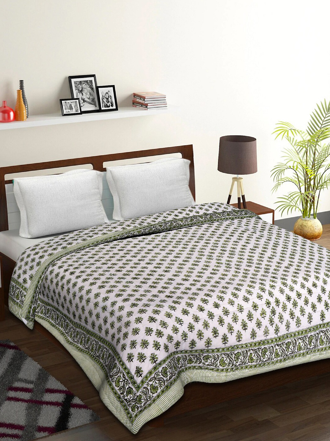 

Tistabene White & Green Ethnic Motifs Mild Winter Double Bed Quilt