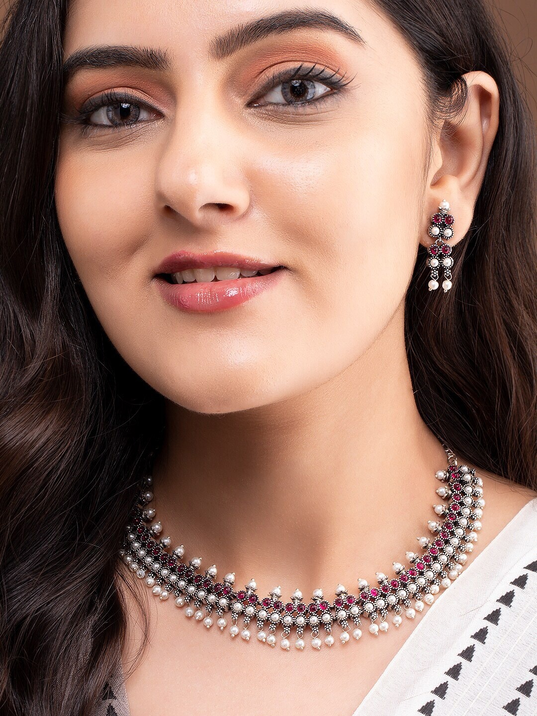 

Rubans Silver-Toned Red & White Pearl Beaded & Studded Jewellery Set