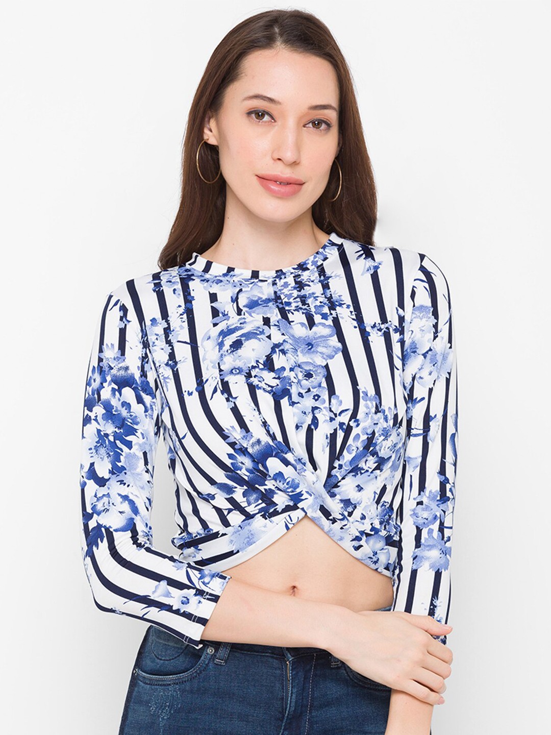 

Globus Blue Floral Print Crop Top