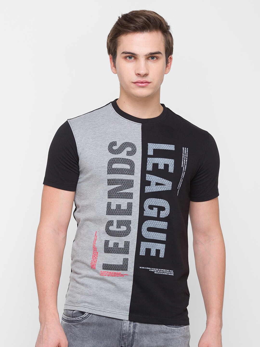 

Globus Men Black Typography Colourblocked Raw Edge Slim Fit T-shirt