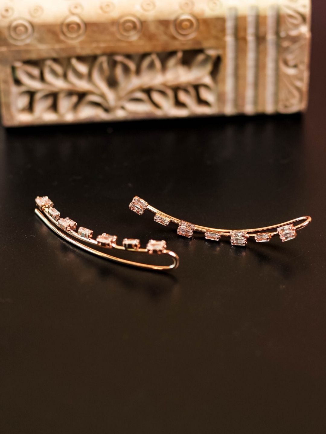 

AccessHer Rose Gold-Plated AD Studded Contemporary Ear Cuff Earrings