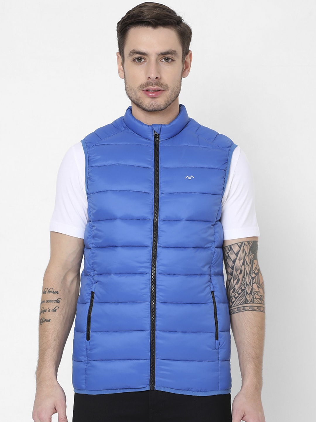 

Mufti Men Blue Colourblocked Longline Puffer Jacket