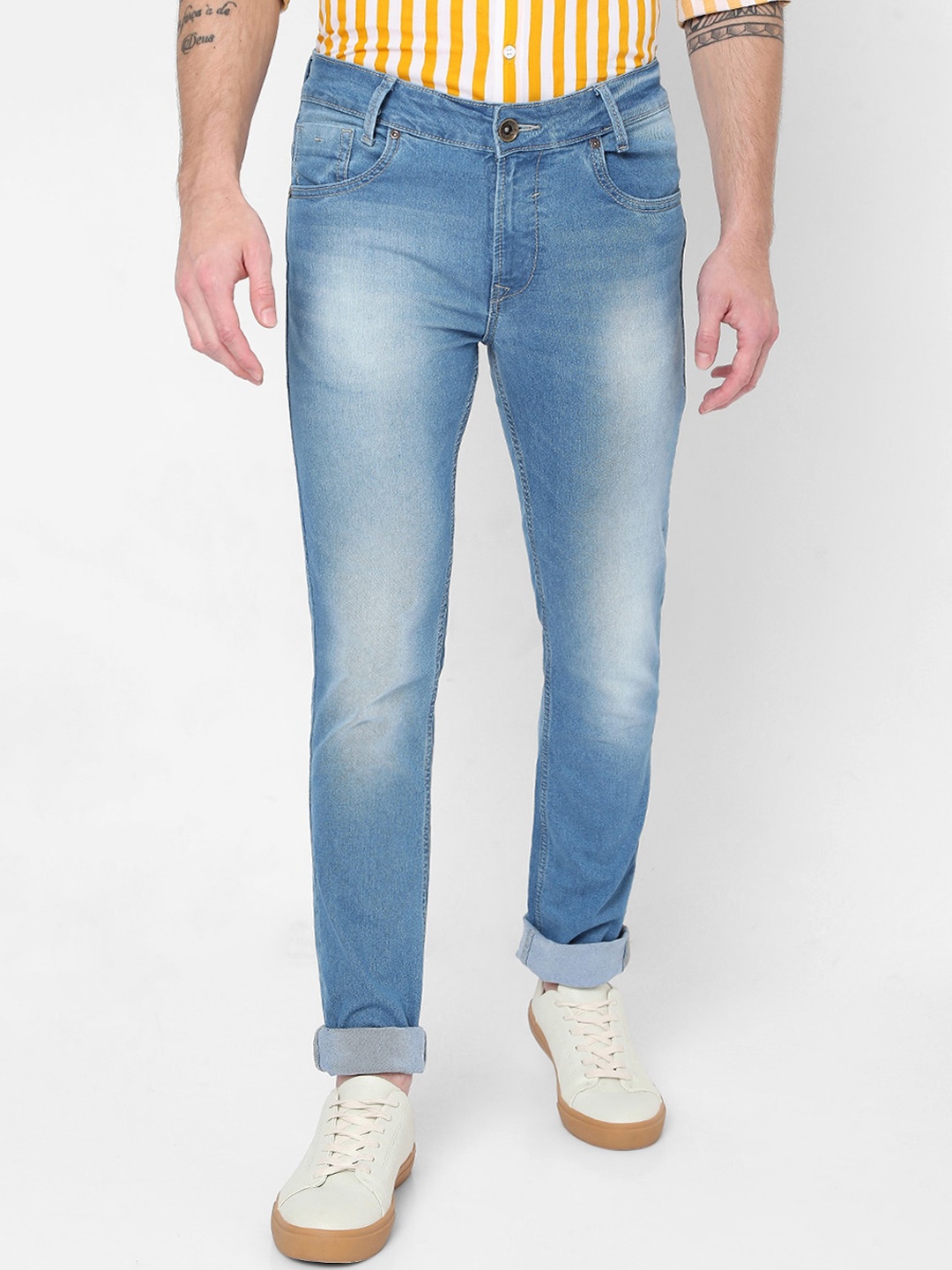 

Mufti Men Blue Slim Fit Heavy Fade Stretchable Jeans