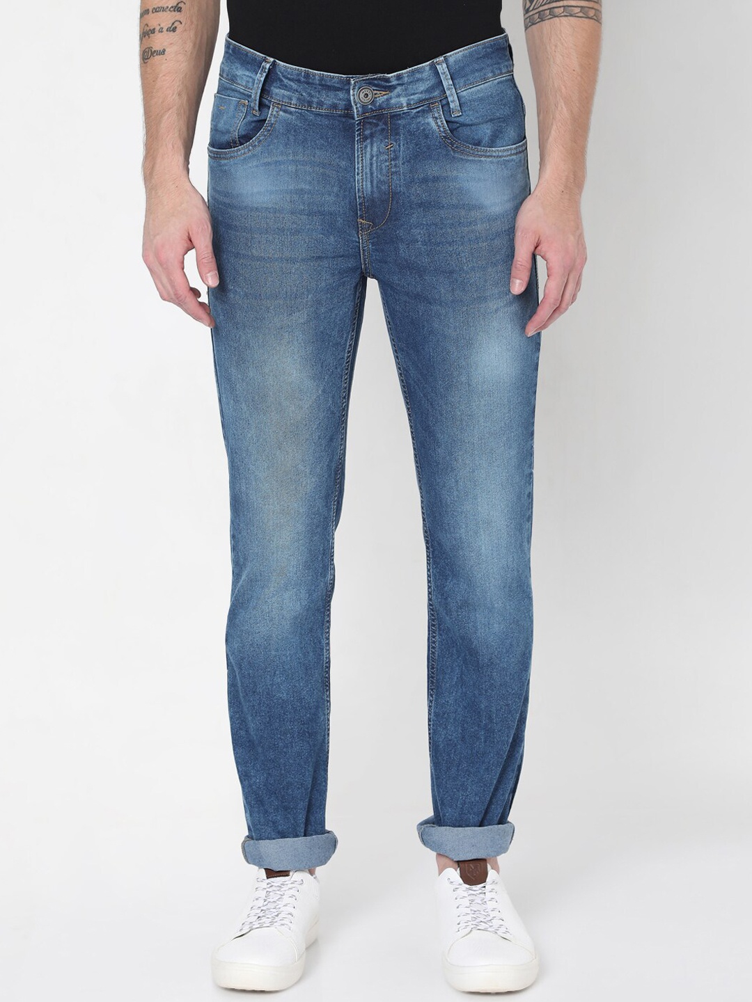 

Mufti Men Blue Heavy Fade Stretchable Jeans