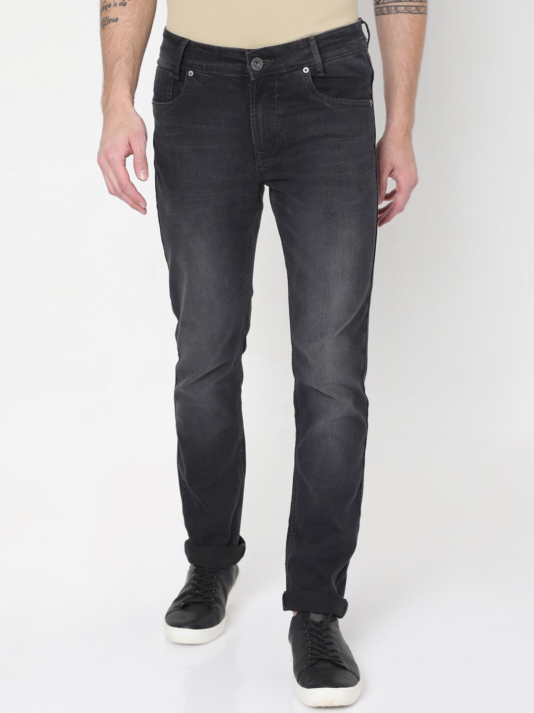 

Mufti Men Black Slim Fit Heavy Fade Stretchable Jeans