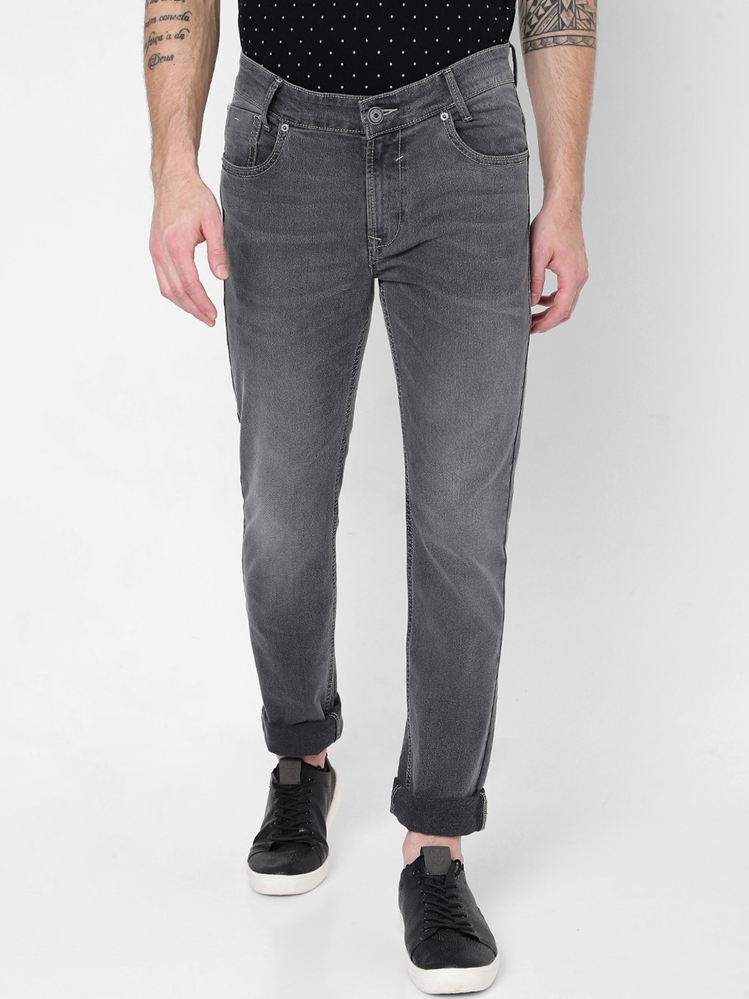 

Mufti Men Grey Light Fade Stretchable Jeans
