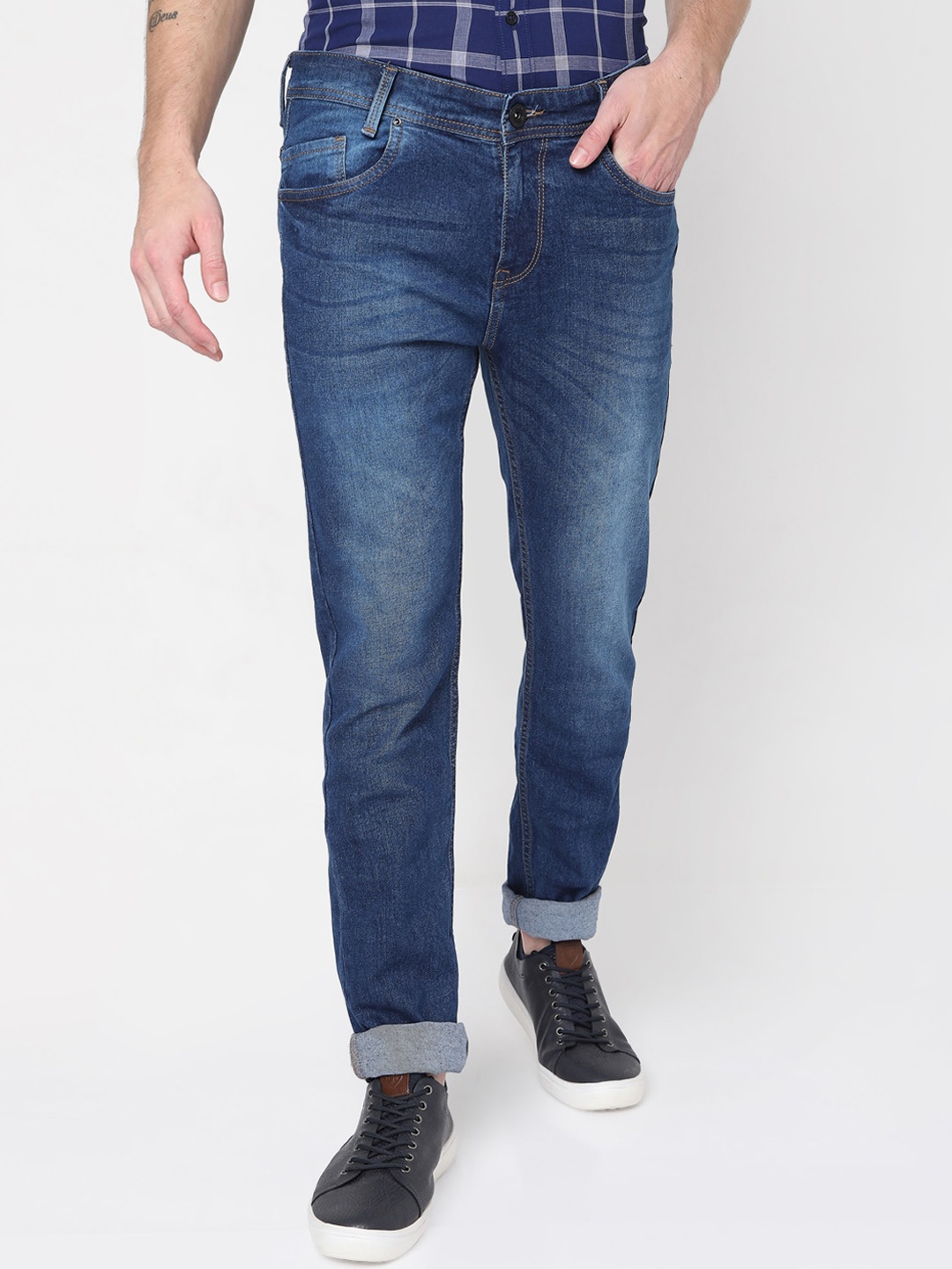 

Mufti Men Blue Heavy Fade Stretchable Jeans