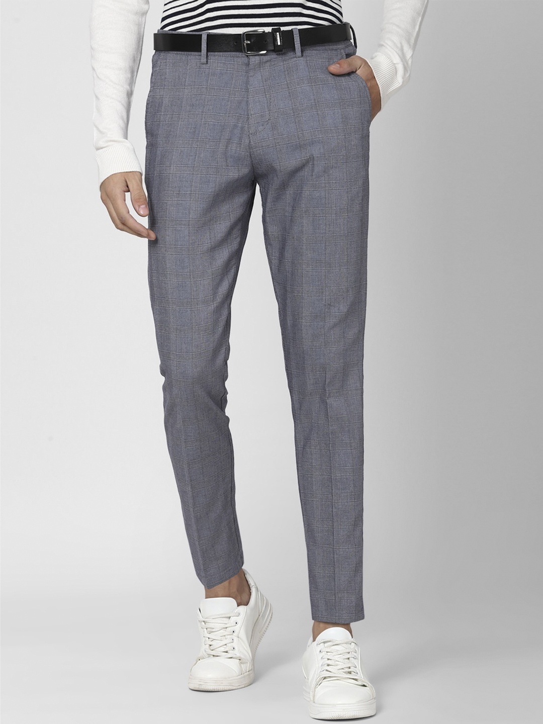 

Peter England Casuals Men Grey Checked Slim Fit Pure Cotton Trousers