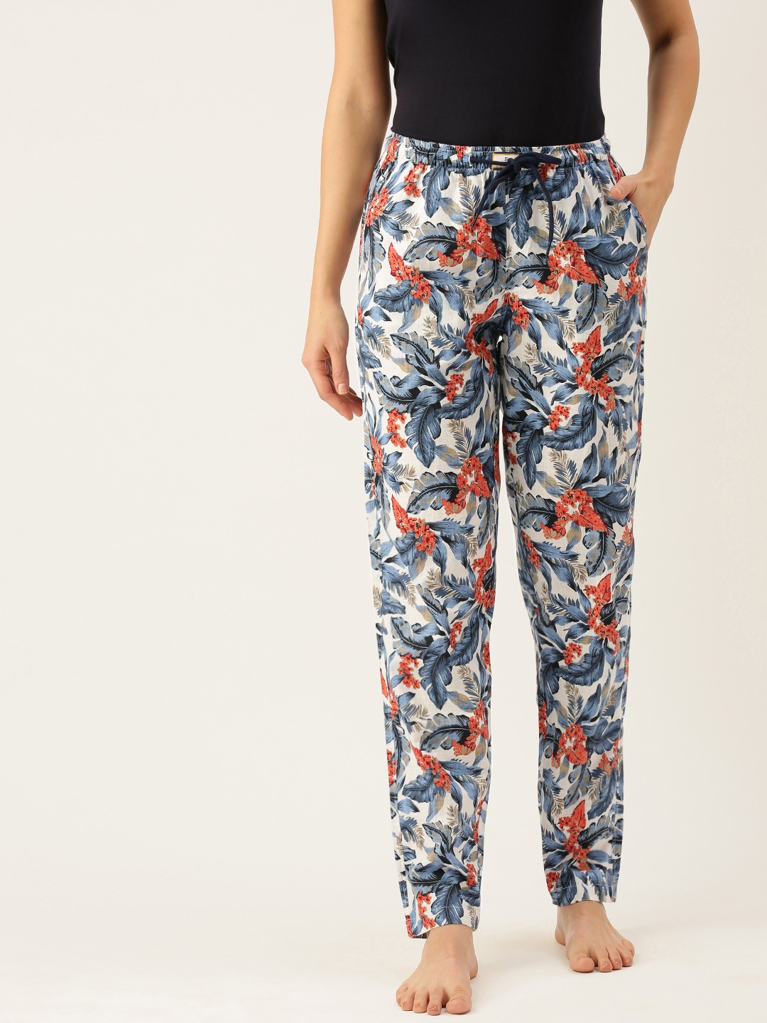 

Bene Kleed Women White and Blue Floral Printed Cotton Lounge Pants