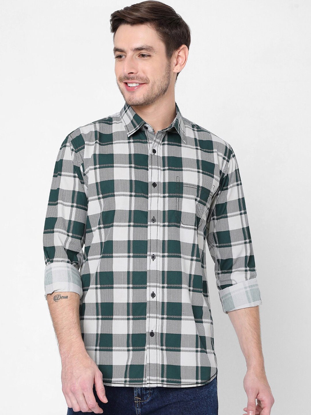 

Mufti Men Grey Slim Fit Buffalo Checks Checked Casual Shirt