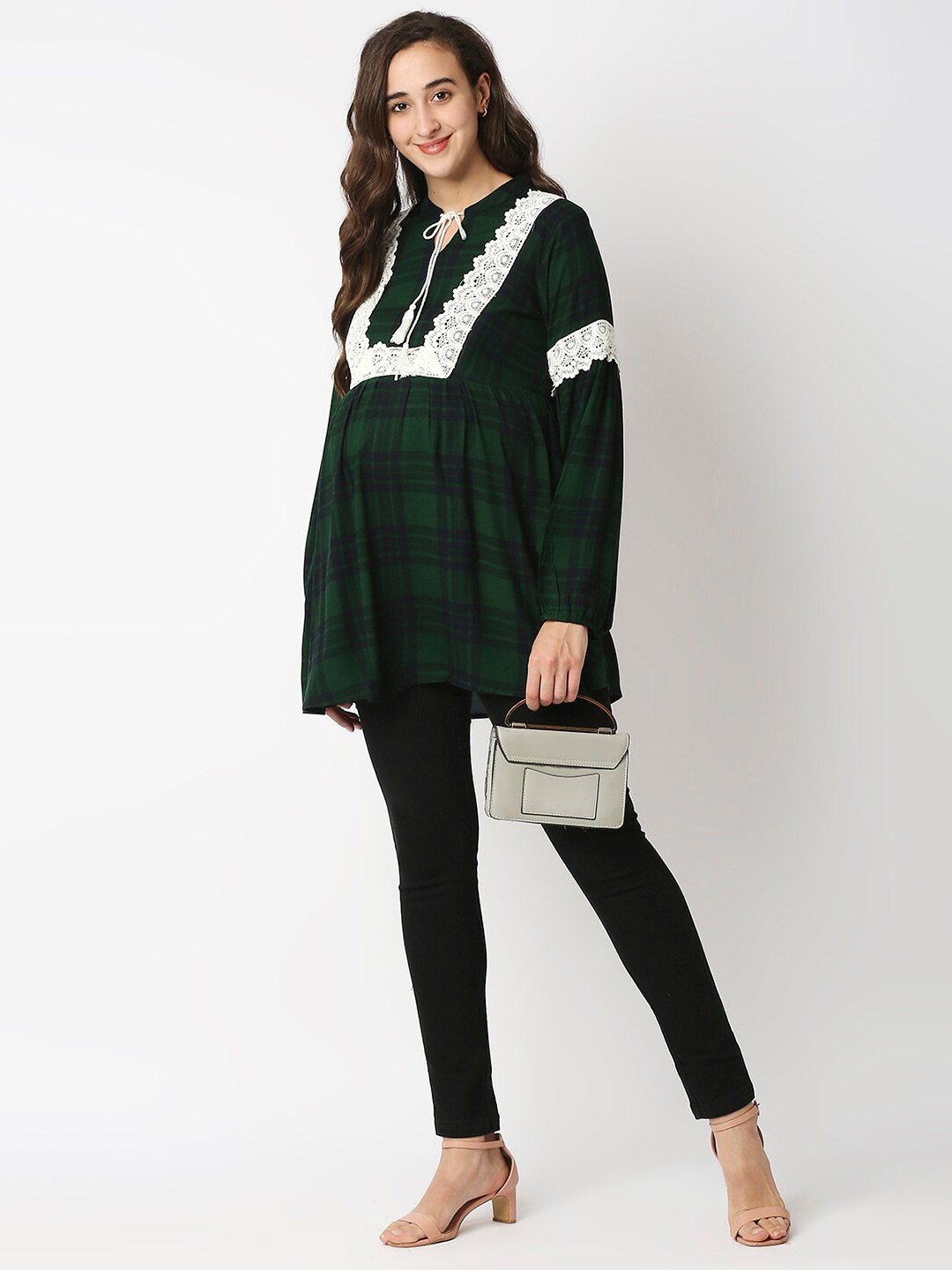 

MeeMee Green Striped Longline Top