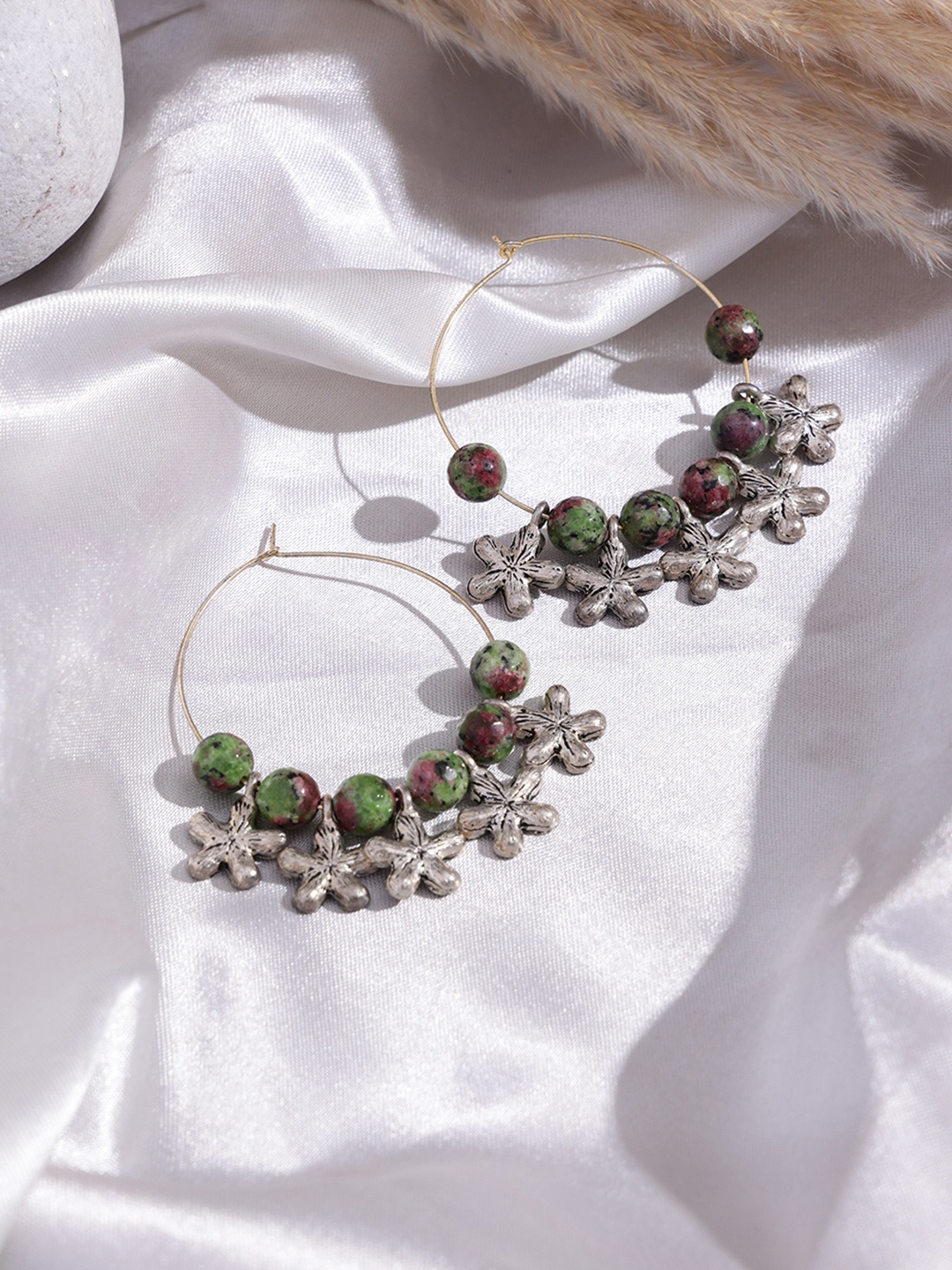 

VOGUE PANASH Silver-Toned Circular Hoop Earrings