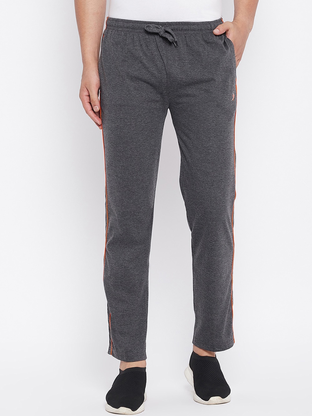 

Duke Men Grey Solid Track Pants