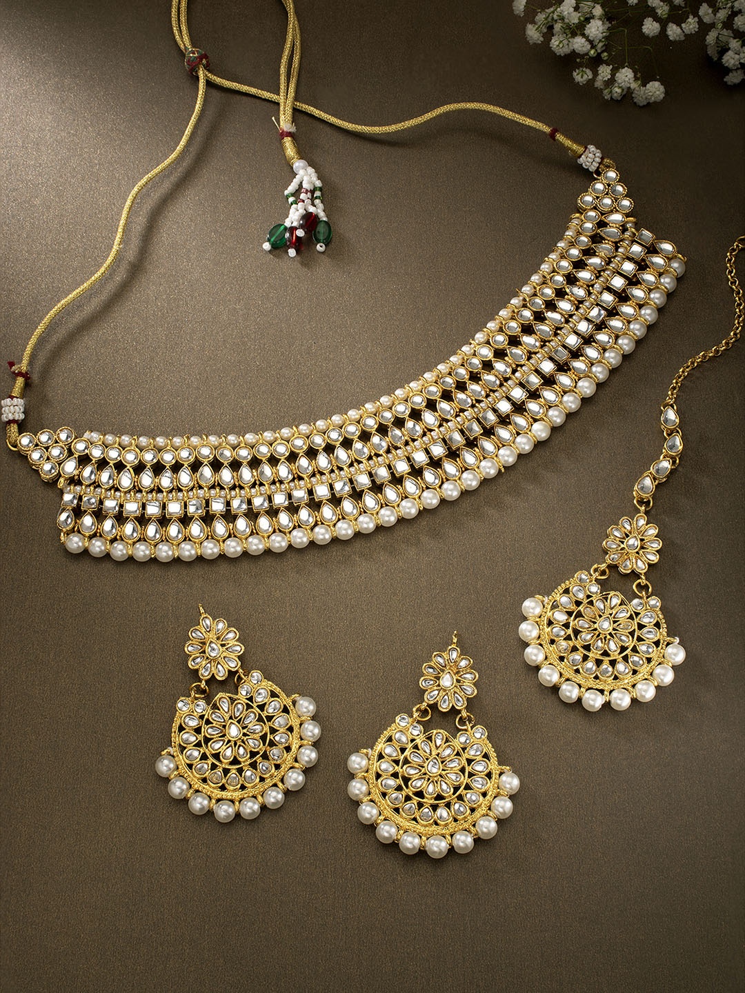 

Peora Off-White Gold-Plated Kundan Studded Antique Jewellery Set