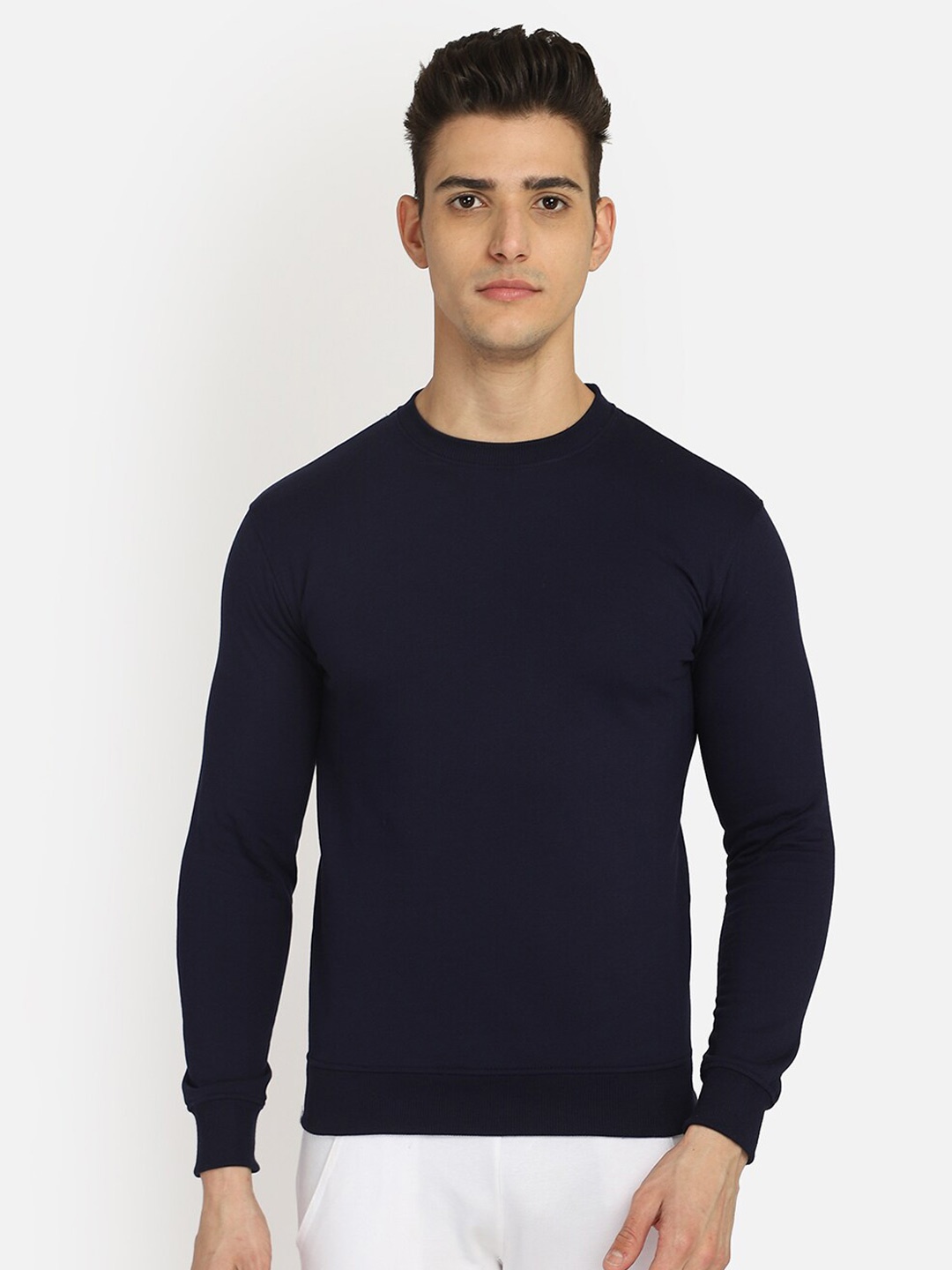 

DYCA Men Navy Blue Solid Round Neck Fleece Sweatshirt