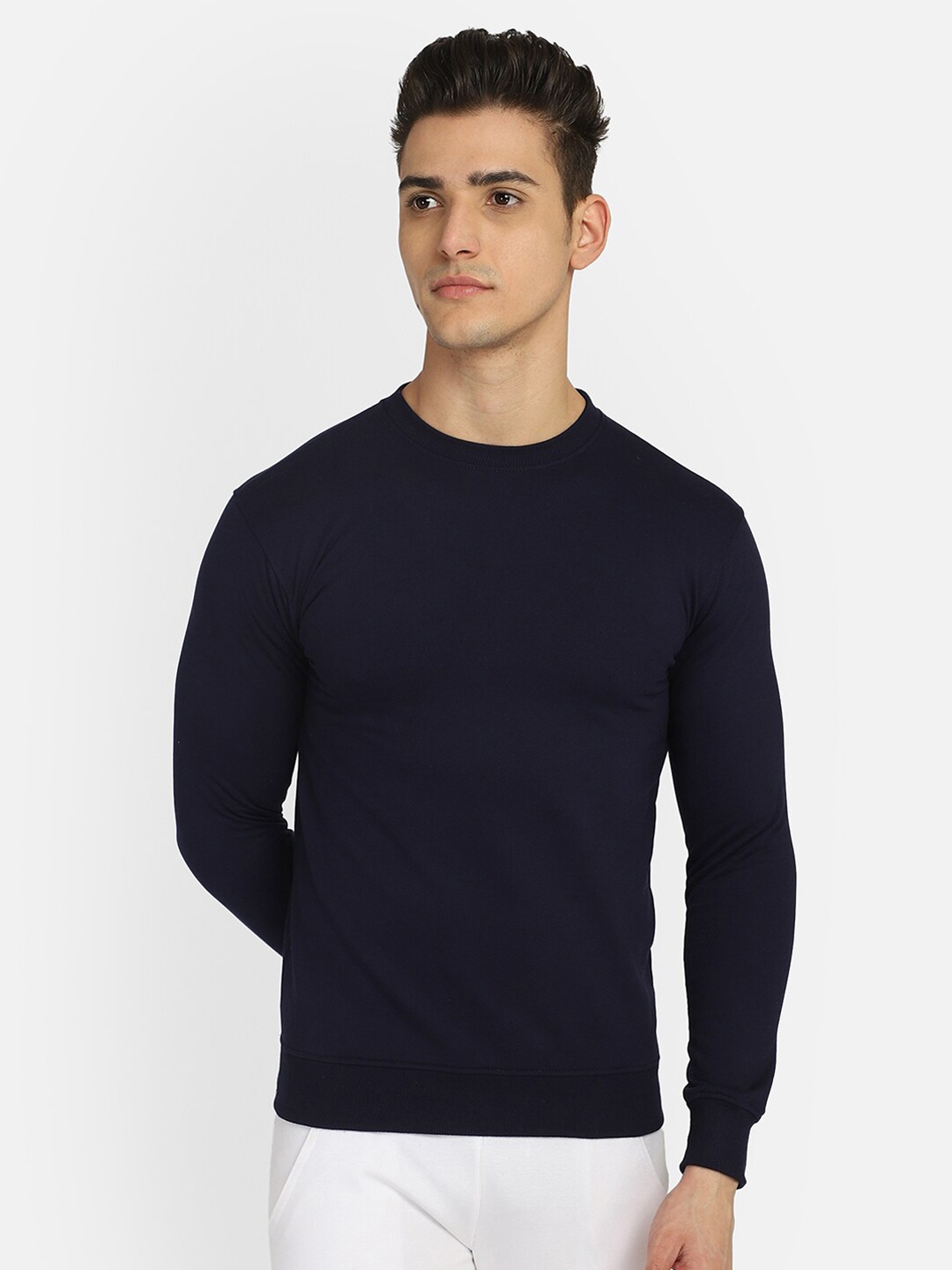 

DYCA Men Navy Blue Solid Round Neck Fleece Sweatshirt