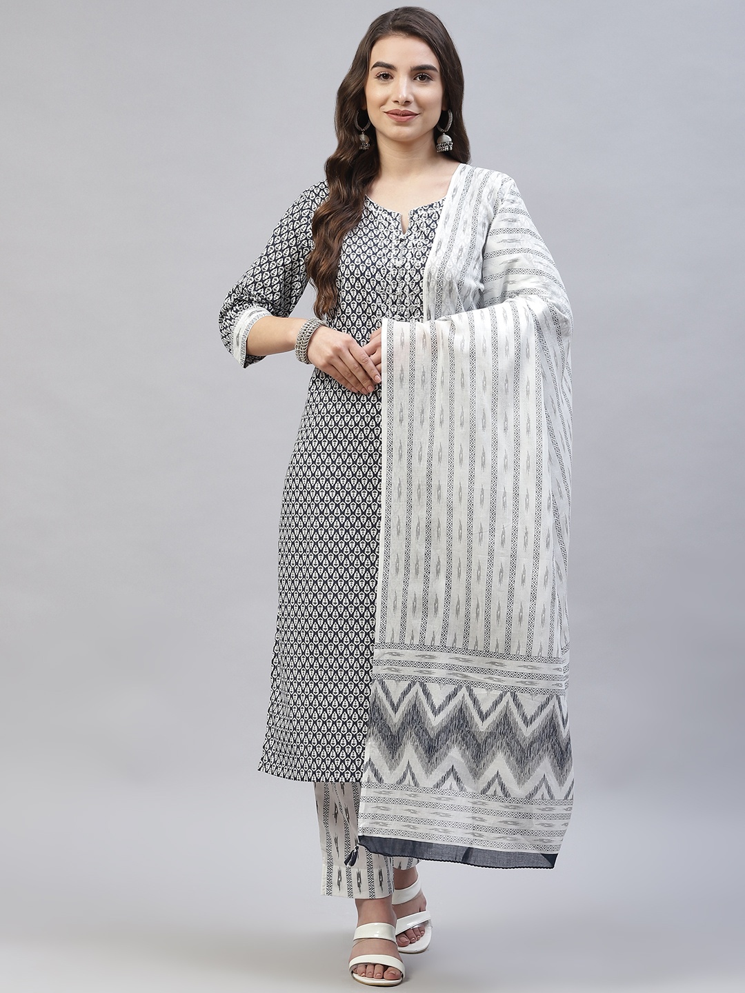 

Readiprint Fashions Women Navy Blue Ethnic Motifs Printed Pure Cotton Kurta with Trousers & With Dupatta