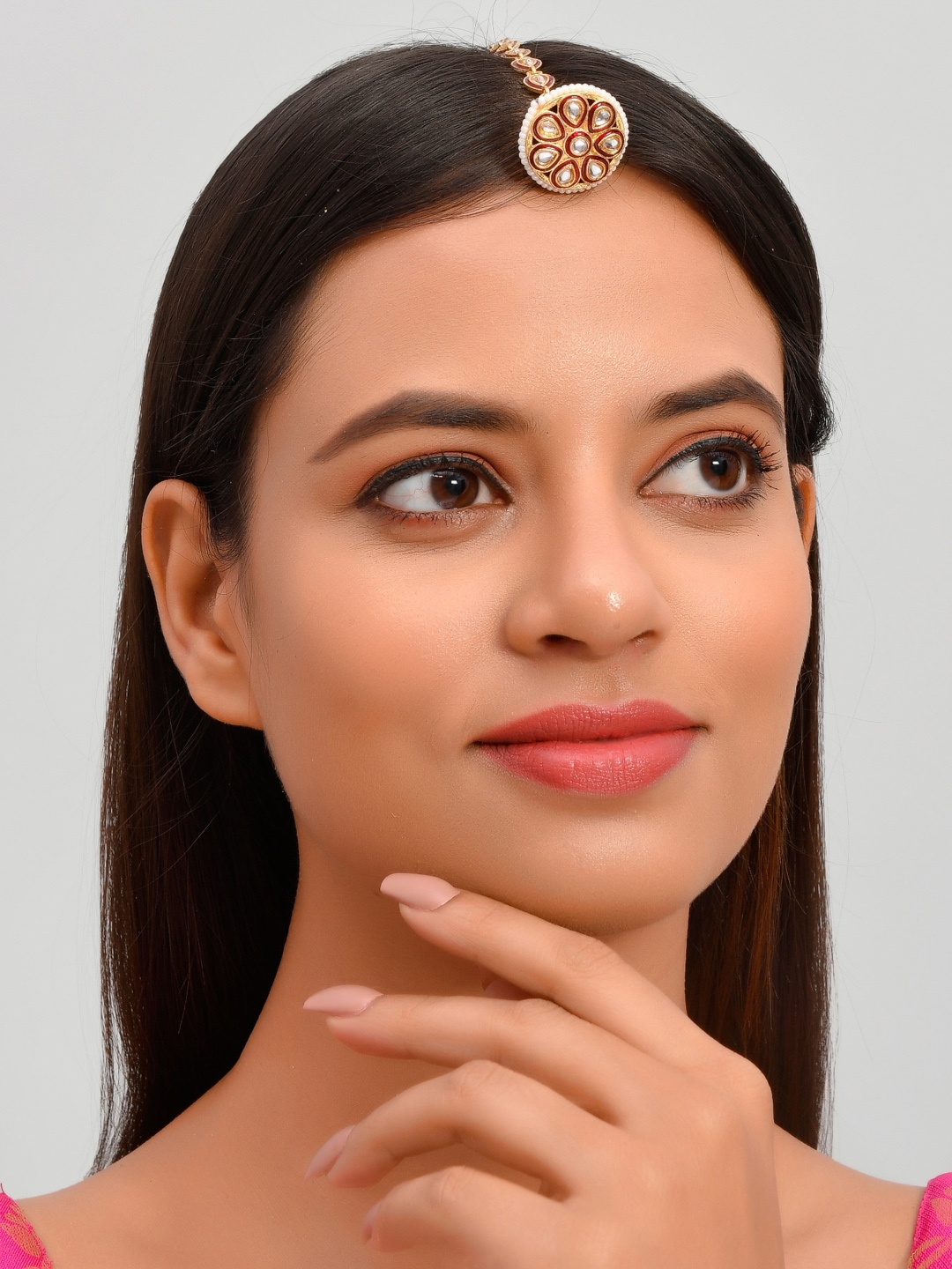 

Silvermerc Designs Gold-Plated White Kundan Studded Borla Maangtika