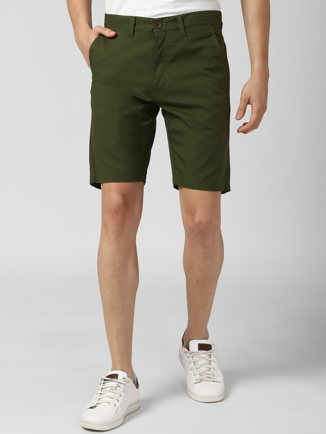 

Peter England Casuals Men Olive Green Solid Regular Fit Mid-Rise Regular Shorts