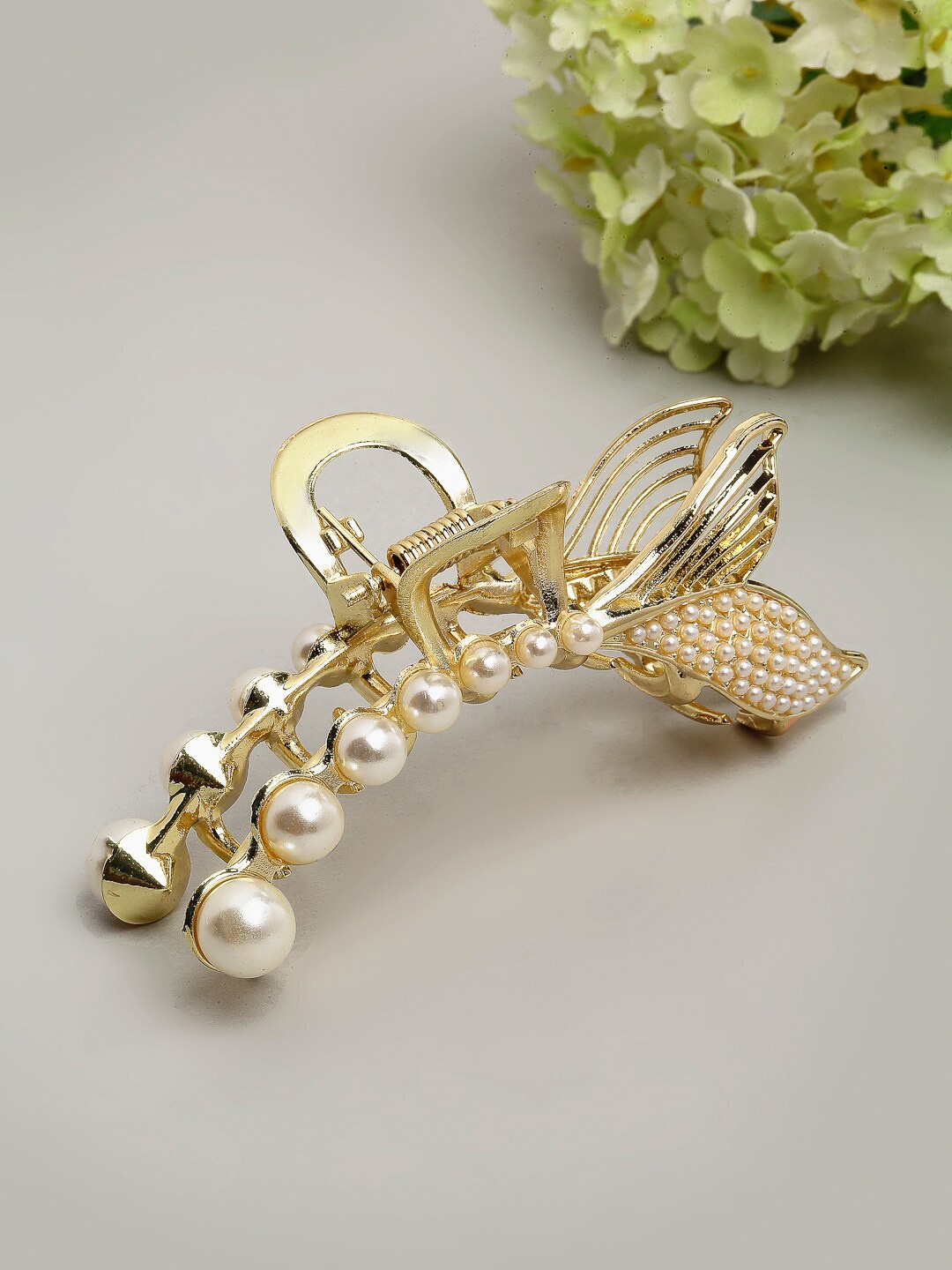 

Ferosh Women Gold-Toned & White Embellished Anaqa Pearl Fish Tail Clutcher Claw Clip