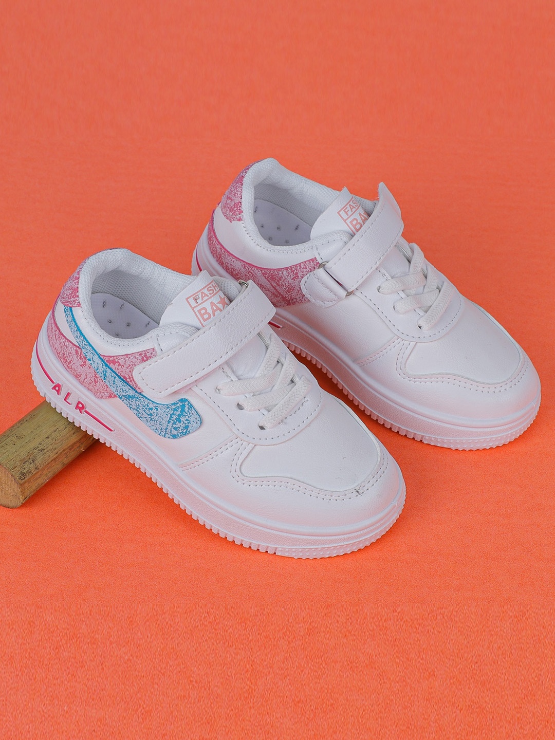 

FEETWELL SHOES Kids White & Pink Colourblocked PU Sneakers