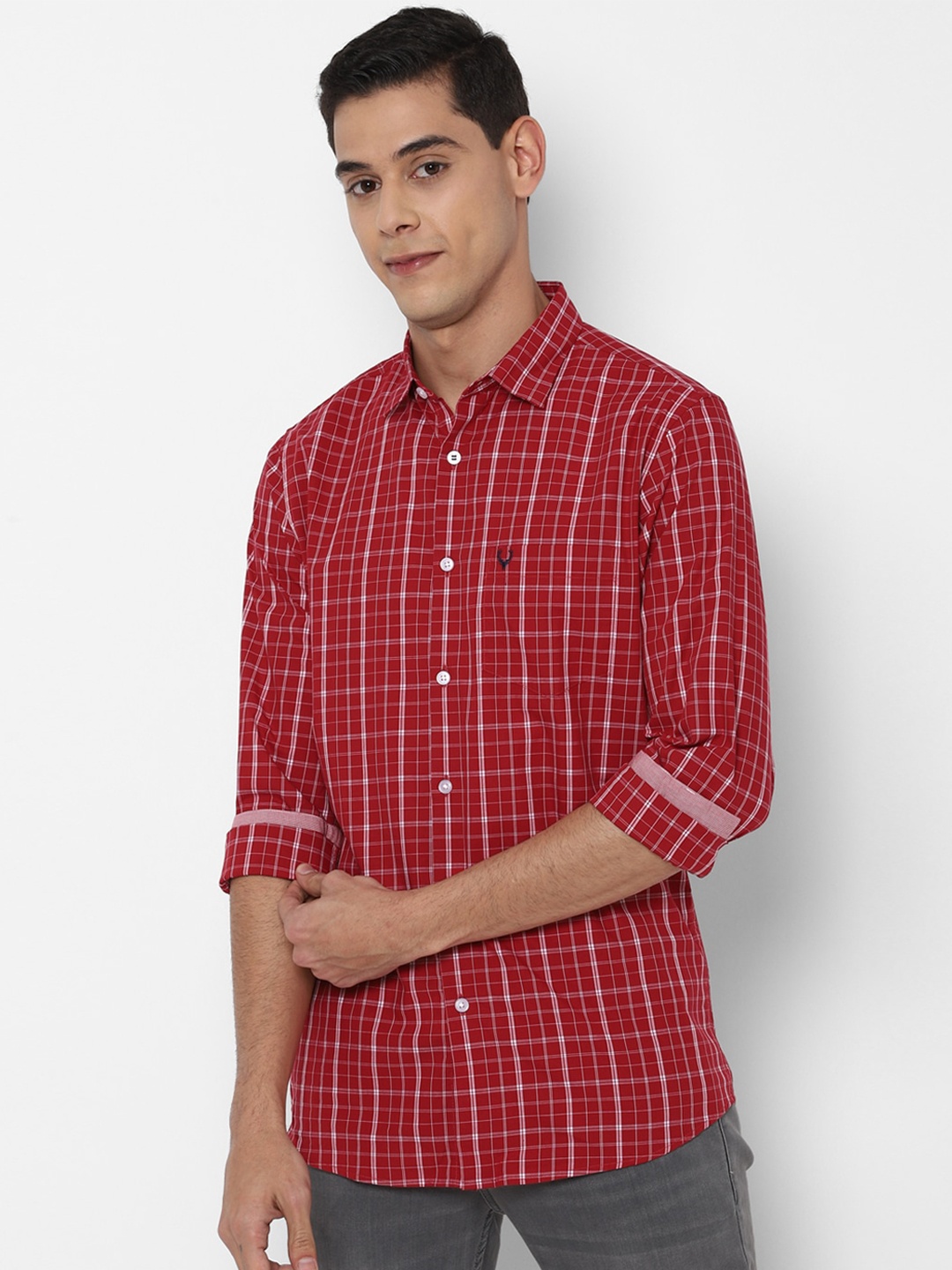 

Allen Solly Men Red Slim Fit Checked Pure Cotton Casual Shirt