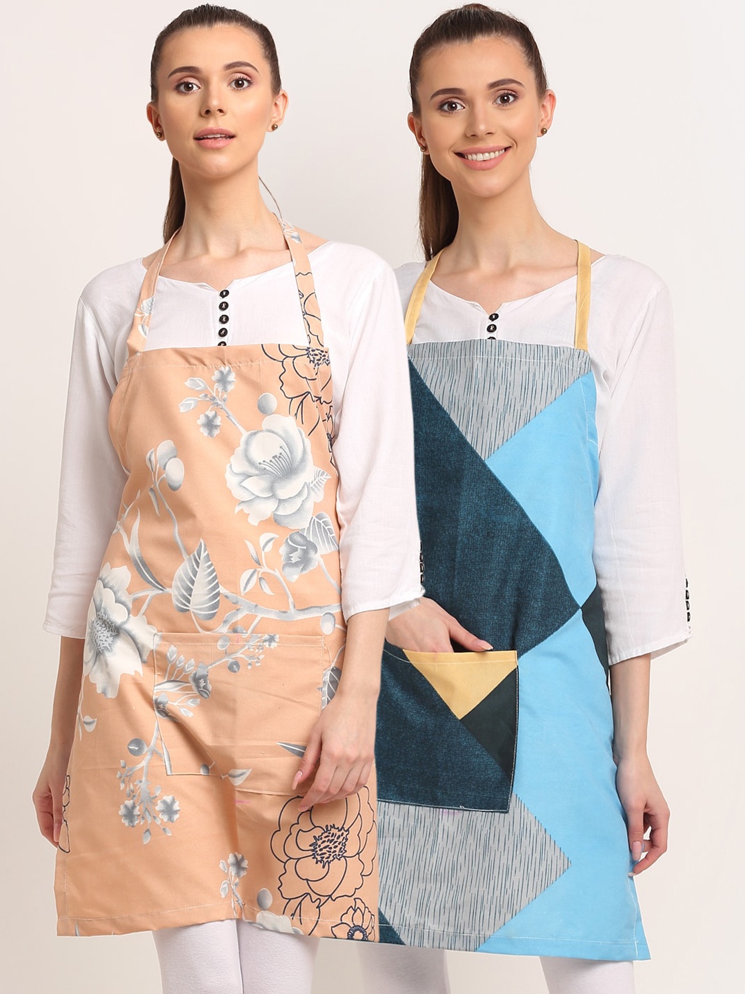 

TAG 7 Pack Of 2 Peach-Coloured & Blue Printed Aprons with Pockets & Napkins